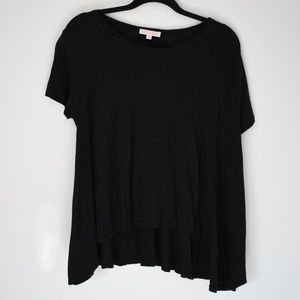 Black Flowy Tee